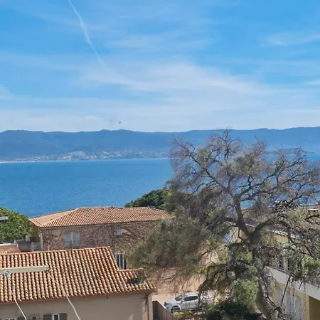 Spacious With Sea View *