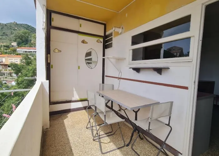 Spacious With Sea View